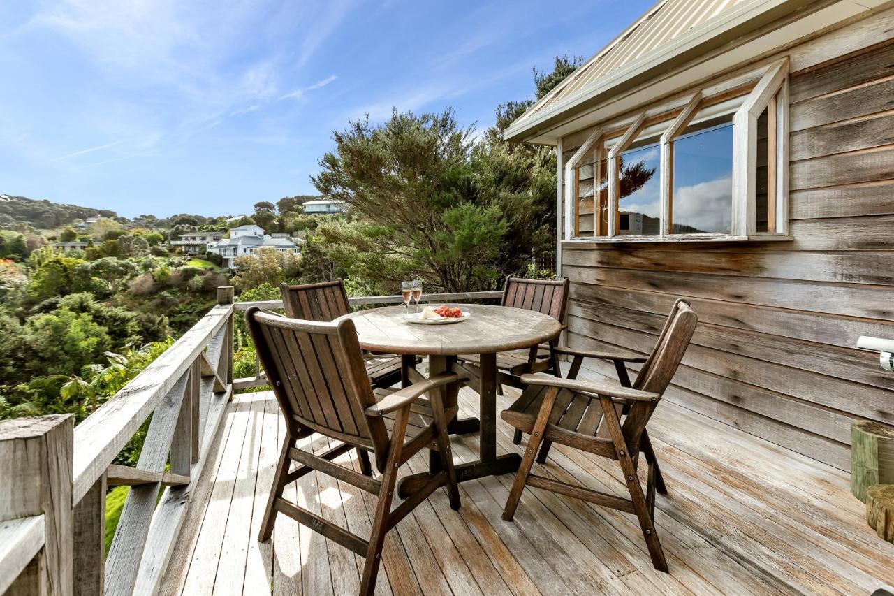 Te Maiki Retreat - Russell Holiday Home Екстер'єр фото