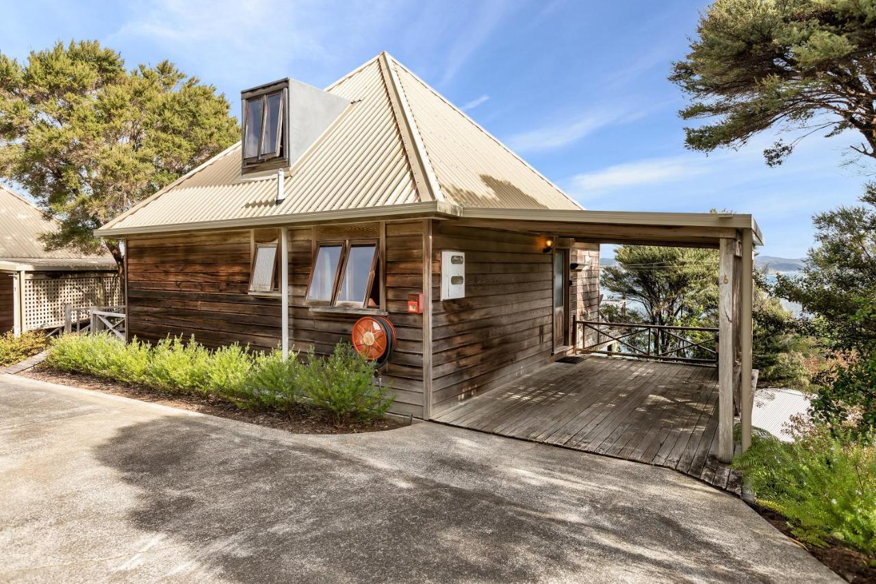 Te Maiki Retreat - Russell Holiday Home Екстер'єр фото