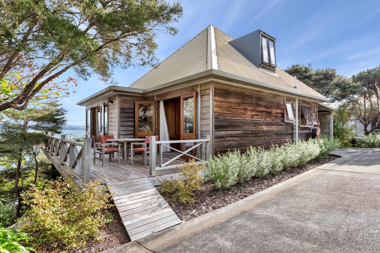 Te Maiki Retreat - Russell Holiday Home Екстер'єр фото